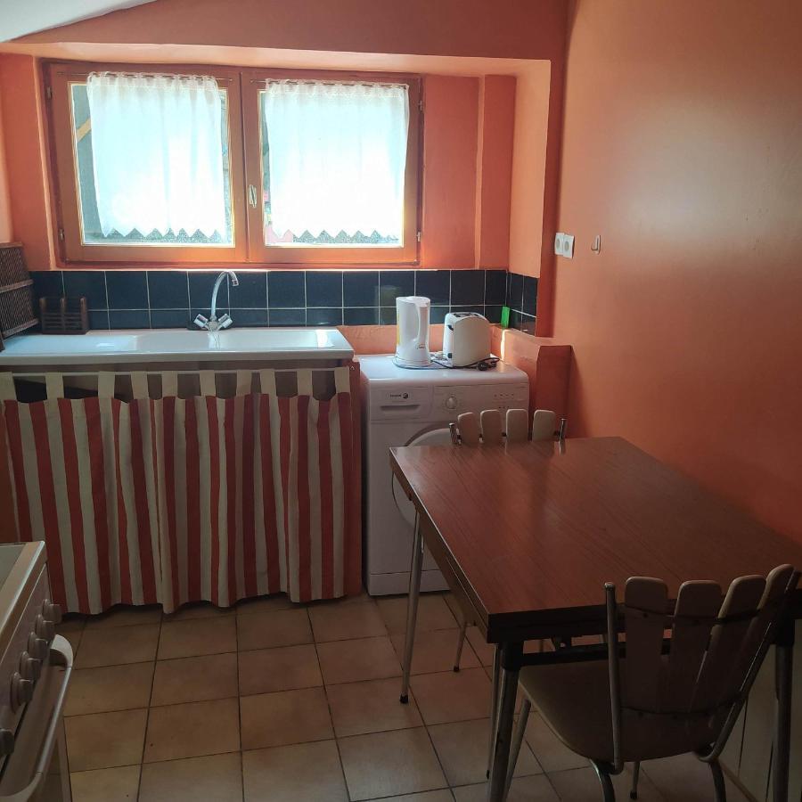 Gite Des Ecuries Du Seillery La Clisse Exterior photo